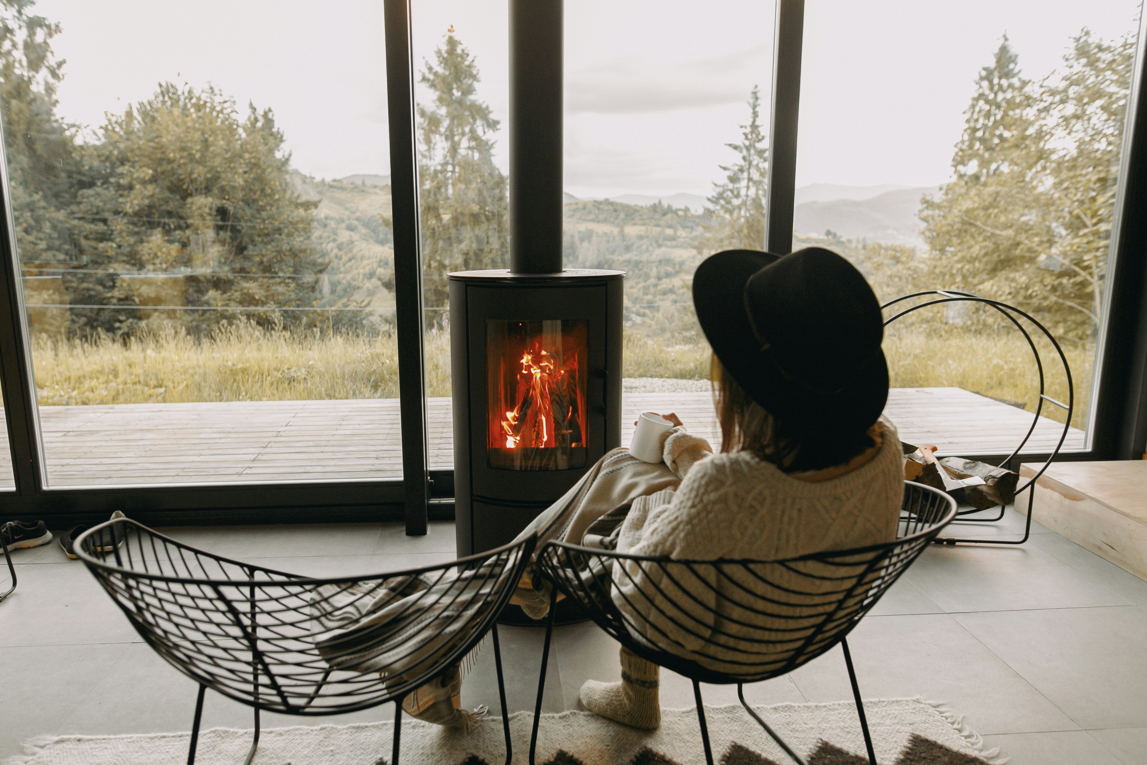 Fireplace Insert vs. New Fireplace: Which Makes Sense for Your Home