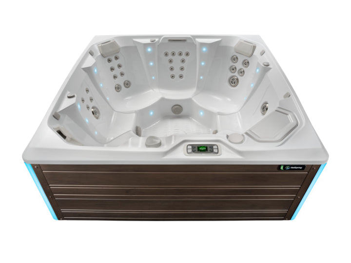 Flash 7 Person Hot Tub