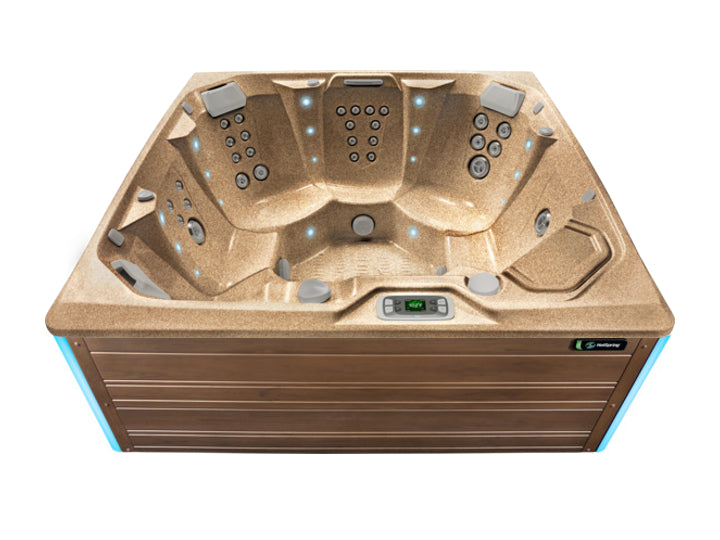 Flash 7 Person Hot Tub