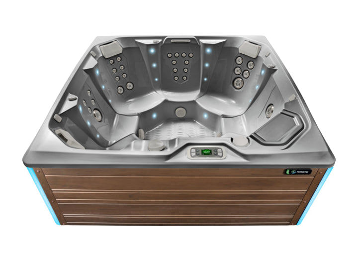 Flash 7 Person Hot Tub
