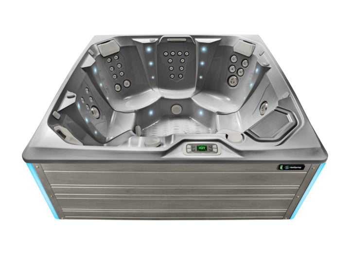 Flash 7 Person Hot Tub