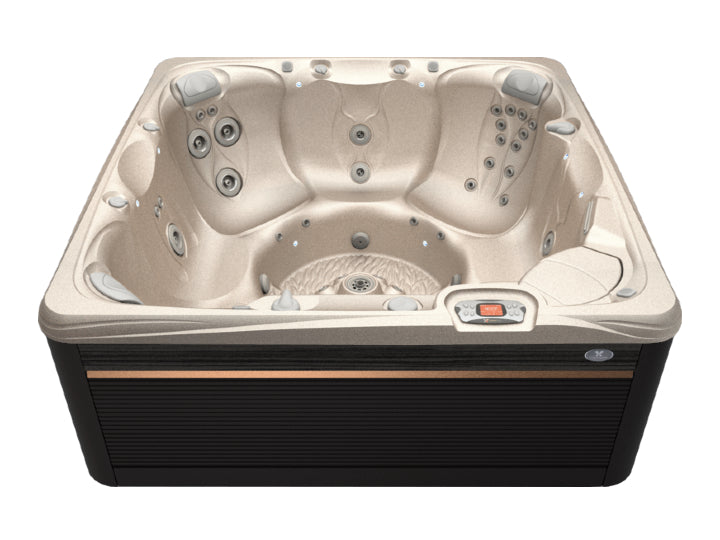 Reunion 7 Person Hot Tub