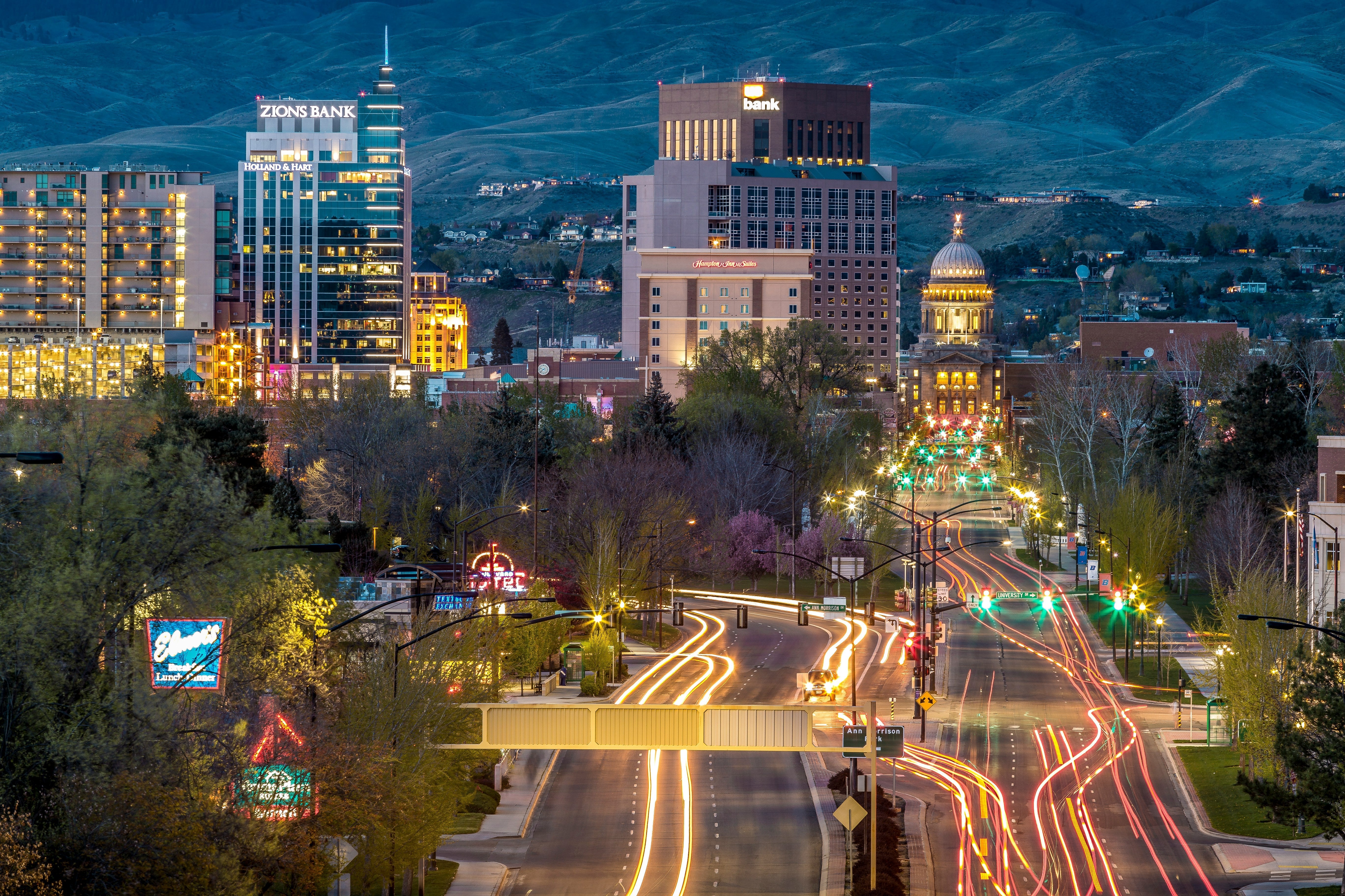 Boise Hot Tub Buyer's Guide: Treasure Valley Considerations