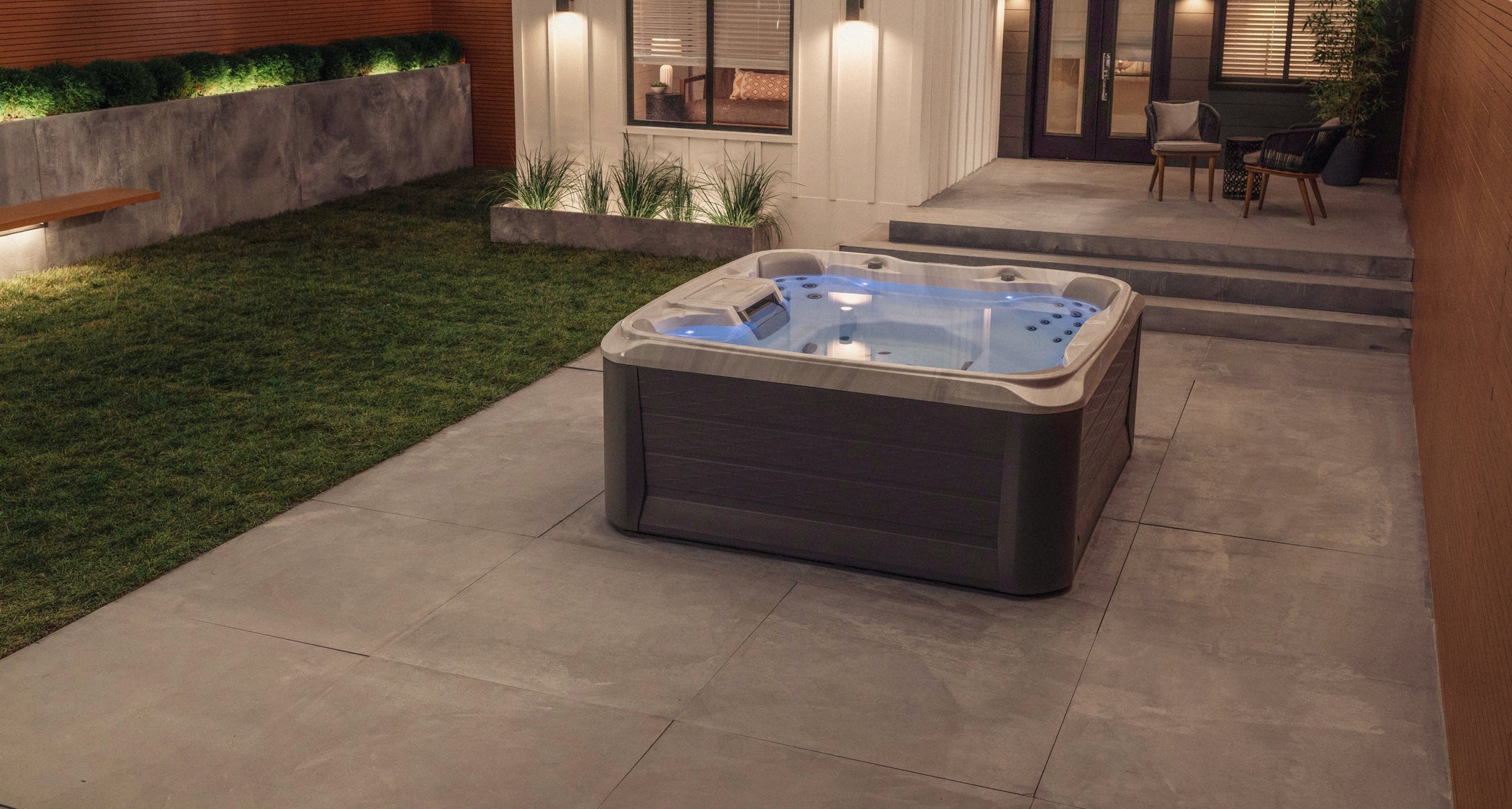Sundance Spas 680 Series