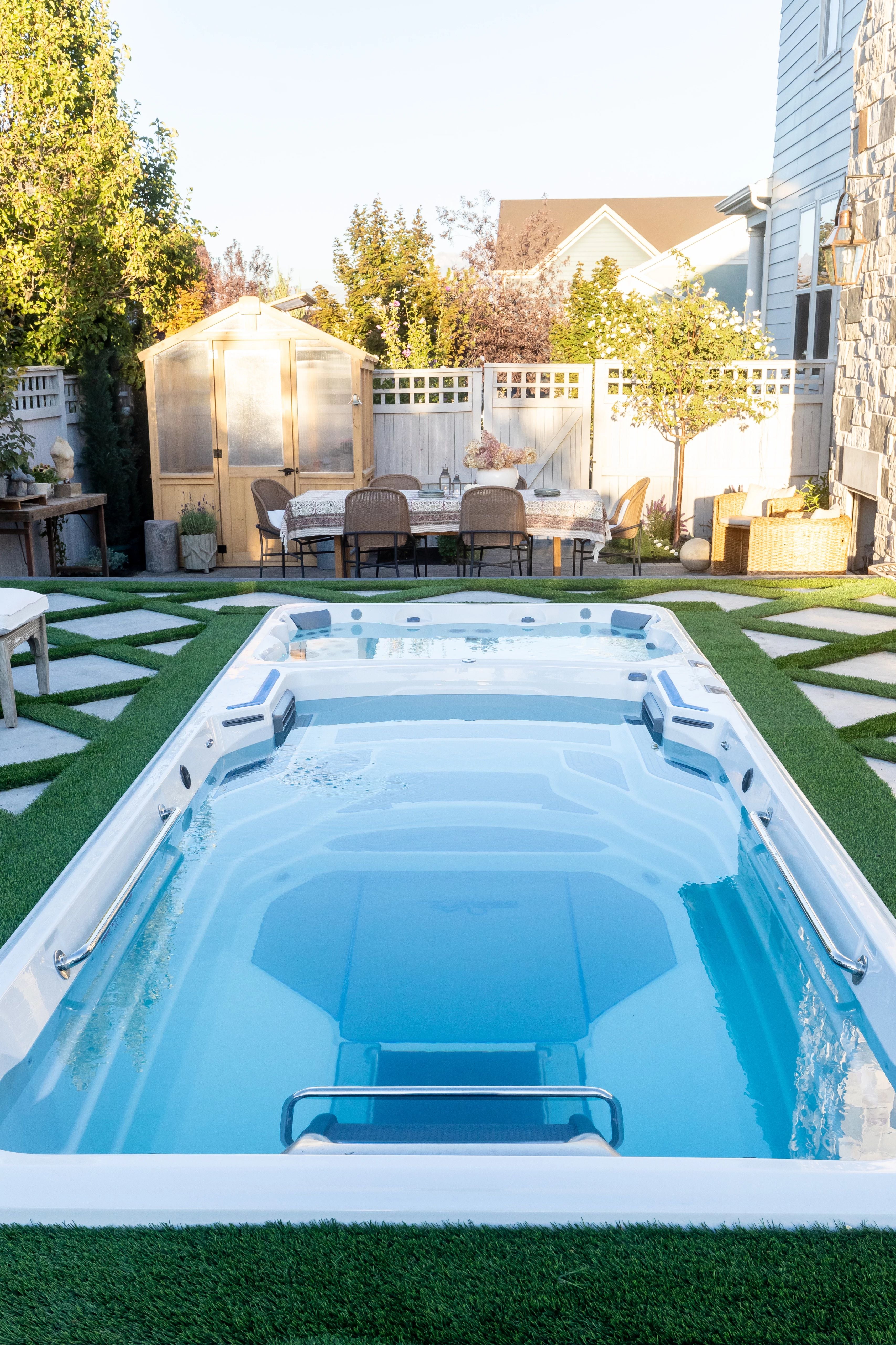 Endless Pools E700 17 Foot Swim Spa | Leisure Time Inc.